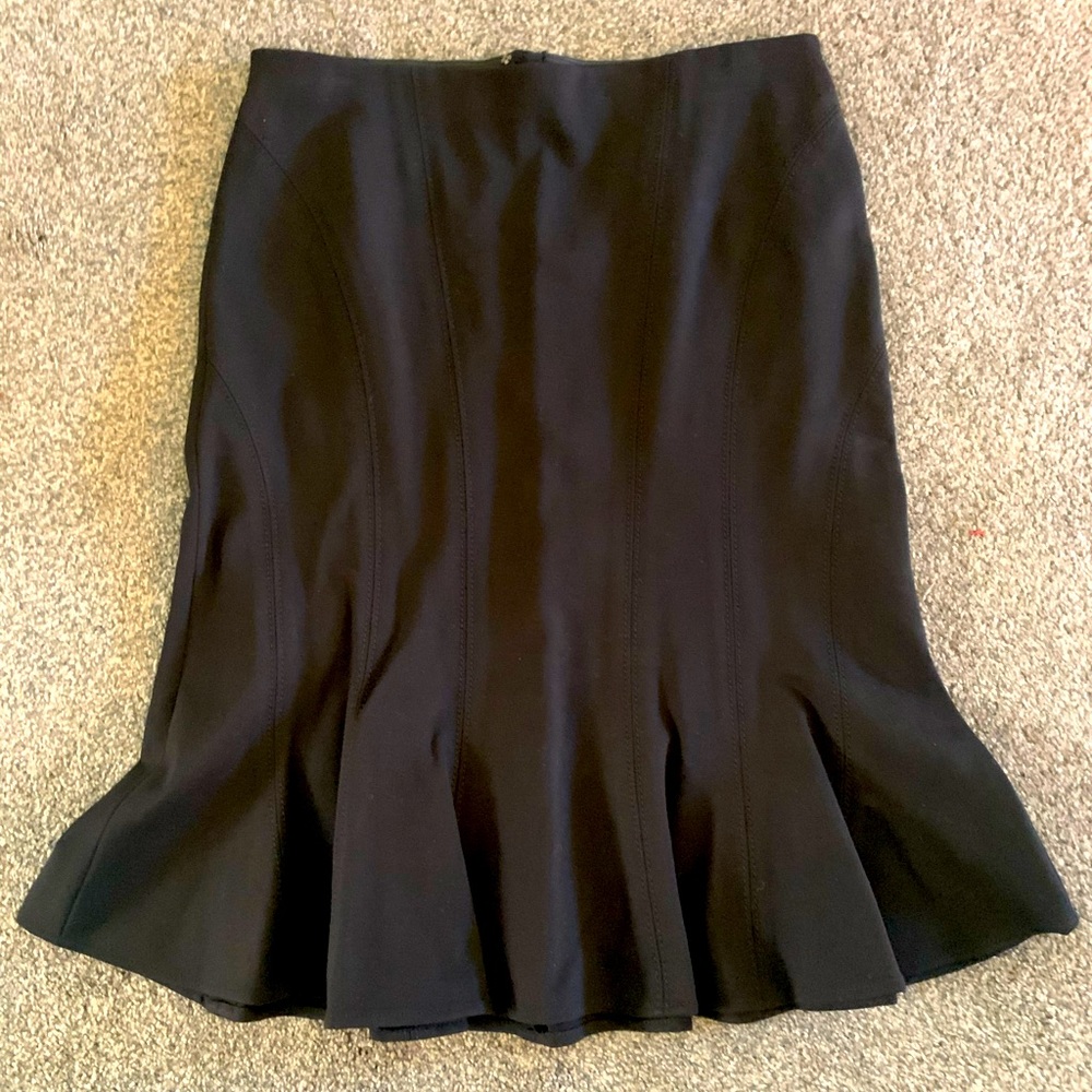 Cute, fit and flare skirt.